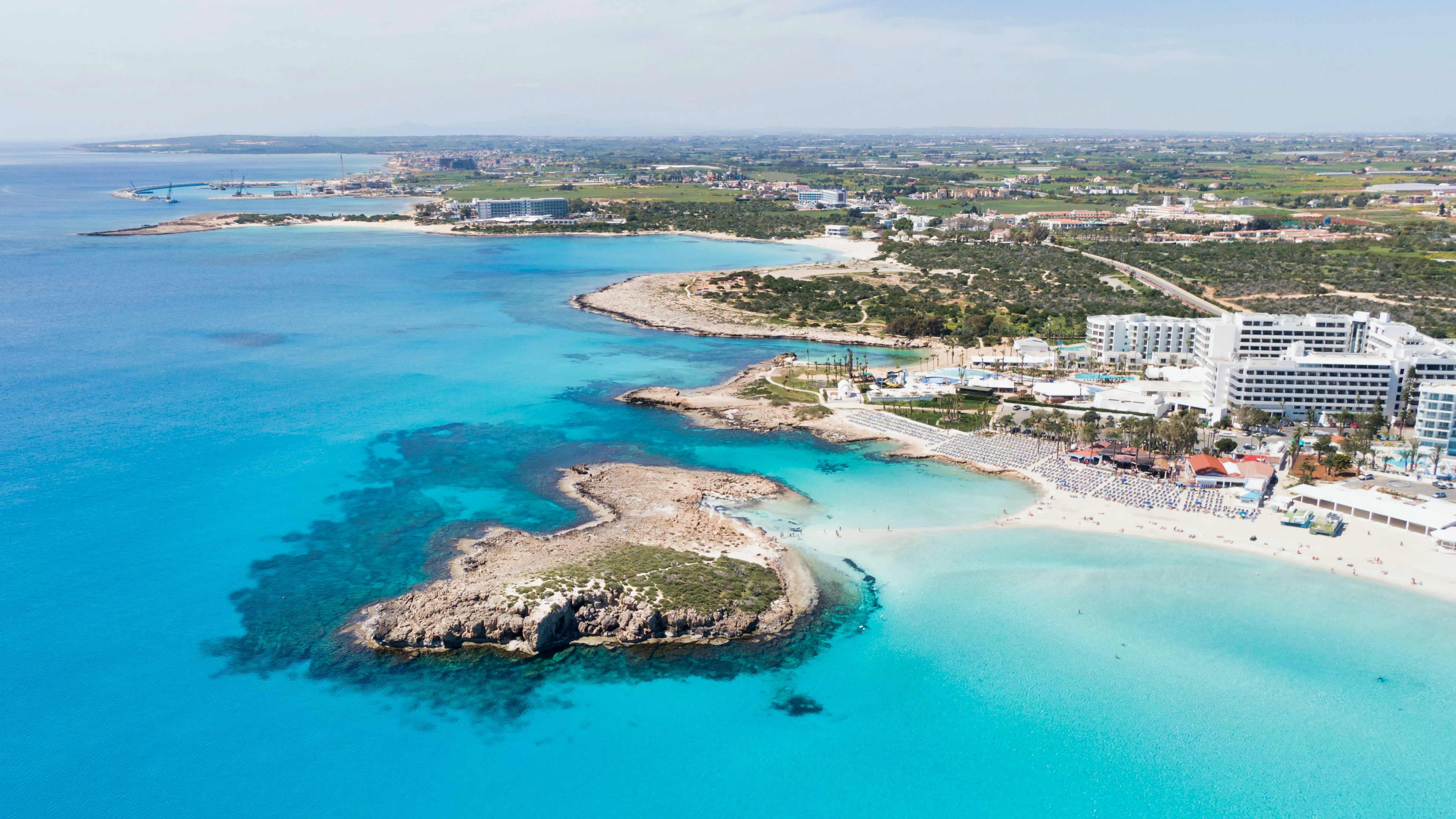 Why is it worth to spend holidays in Cyprus? | LOT.com